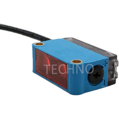 W12-2 Cảm biến khoảng cách laser bệnh tật nhựa IO-Link 2mW / Sr Cáp điều chỉnh