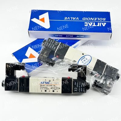 4V230C-08 Electromagnetic Valve AIRTAC For Precise Fluid Quy định 5 cổng vị trí 3