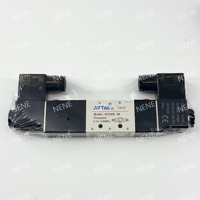 Van điện tử 4V330C-08 AIRTAC cho không khí 0,15 đến 0,8 MPa 21 đến 114 Psi Không khí lỏng