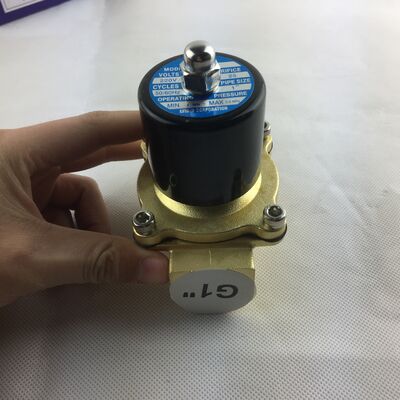 Máy van điện từ Máy van nước UW-15 Cơ thể đồng Khóa không khí thường đóng 2 chiều