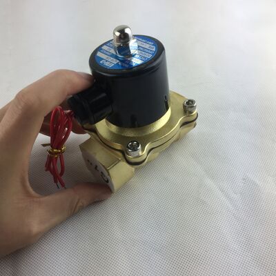 Máy van điện từ Máy van nước UW-15 Cơ thể đồng Khóa không khí thường đóng 2 chiều
