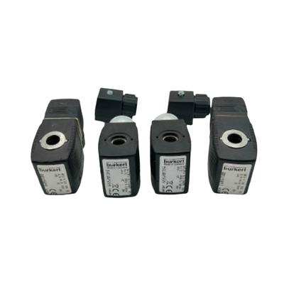 2 Way bình thường đóng Pilot Diaphragm Solenoid Valve với 3/8 ′′ đến 2 ′′ kết nối cổng được thiết kế cho các ứng dụng công nghiệp 93970047