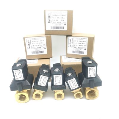 20mm lỗ lưu lượng lớn NBR Bấm kín Burkert 6213 van điện tử 00221633, G3/4 Khóa thông thường 2/2 Way Brass Body AC220V 8W, Working Temperature -10~80°C 0-10bar