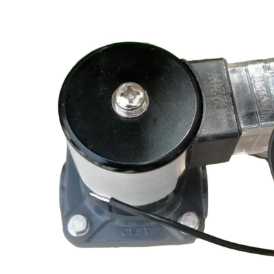 UPVC vật liệu cơ thể Pneumatic Solenoid Valve FF1U50B50 Thích hợp cho phương tiện làm việc hóa học