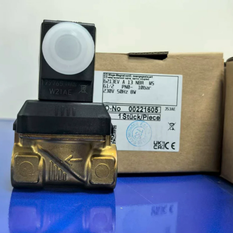 NBR Gummer Seal Burkert 00221619 6213 2/2 NC Solenoid Valve, G3/4 Thread 13 Flow Channel, Brass Housing AC24V 8W Hoạt động ổn định -10~+80°C 0 đến 10 Bar